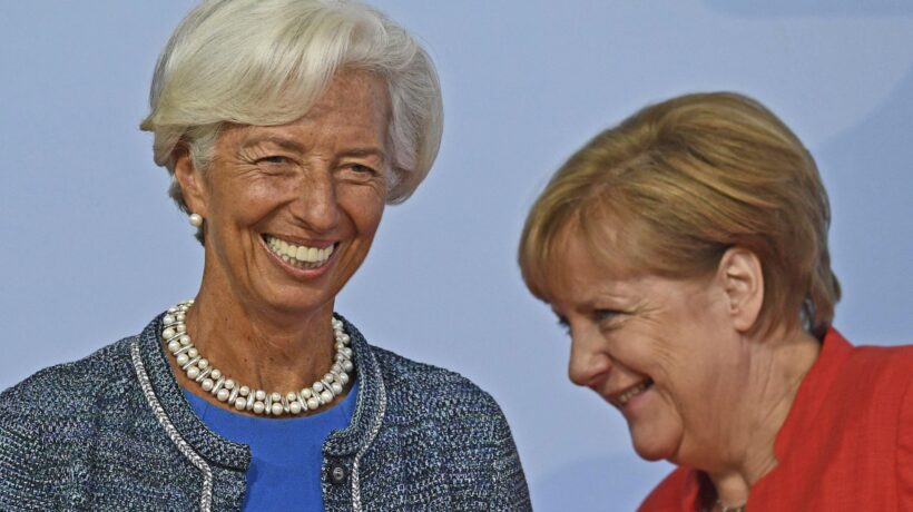 La Bce pompa liquidità per aiutare l’Italia
