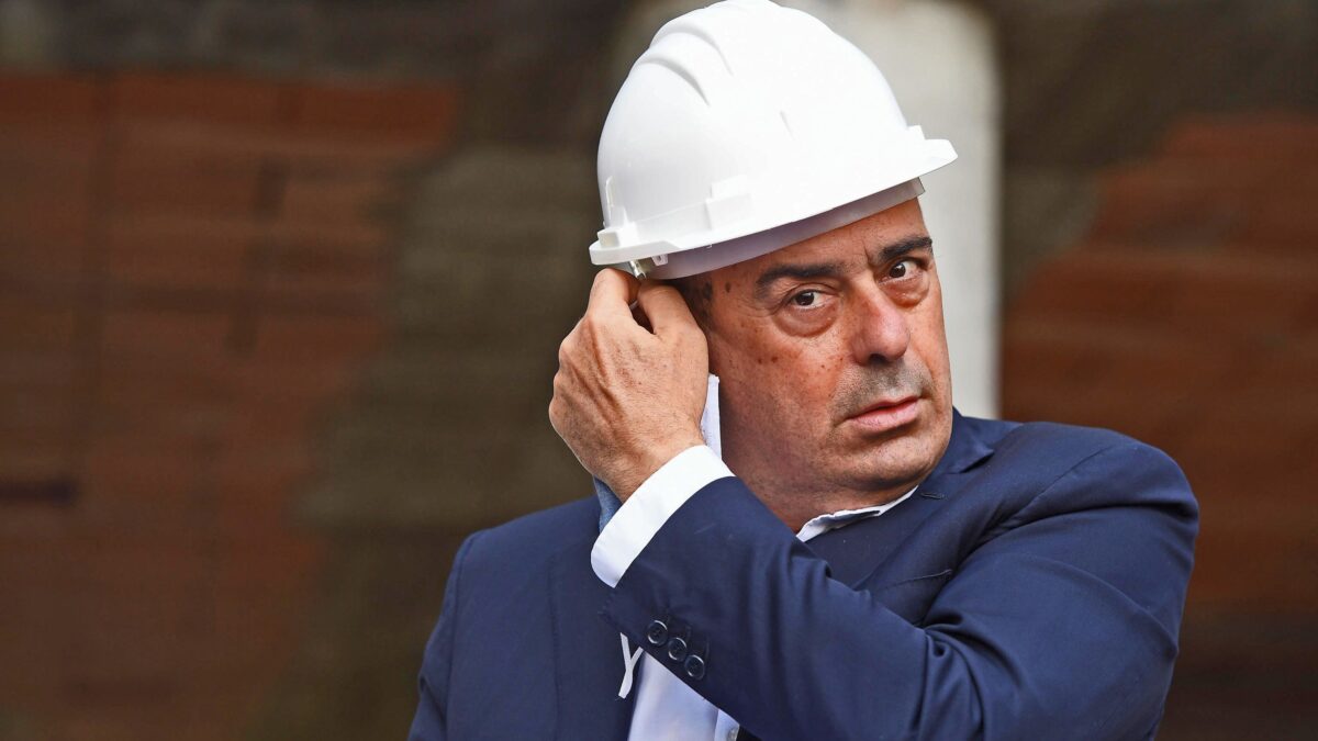 Il Covid non molla nel Lazio, ma nessuno attacca Zingaretti