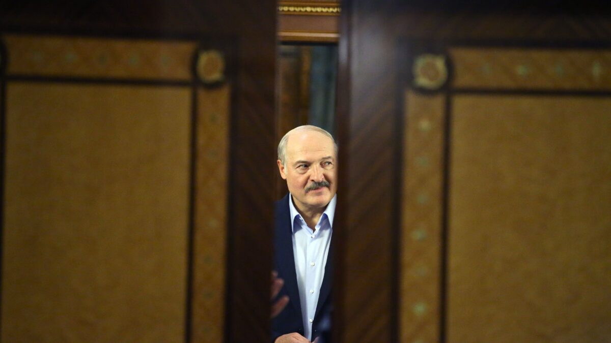 Lukashenko contro il Fmi: «Voleva imporci il lockdown all’italiana»