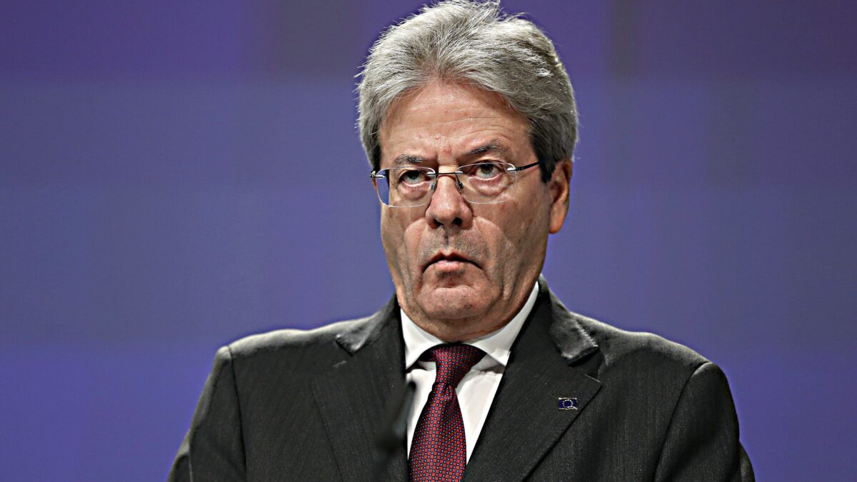 Già si litiga per gestire aiuti che non ci sono
