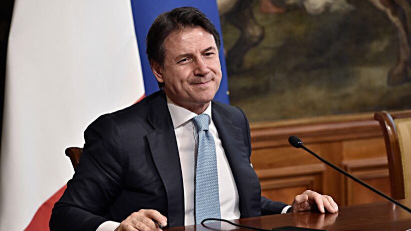 Liti, cdm interrotto, ipotesi rimpasto. Il governo arriva al tutti contro tutti