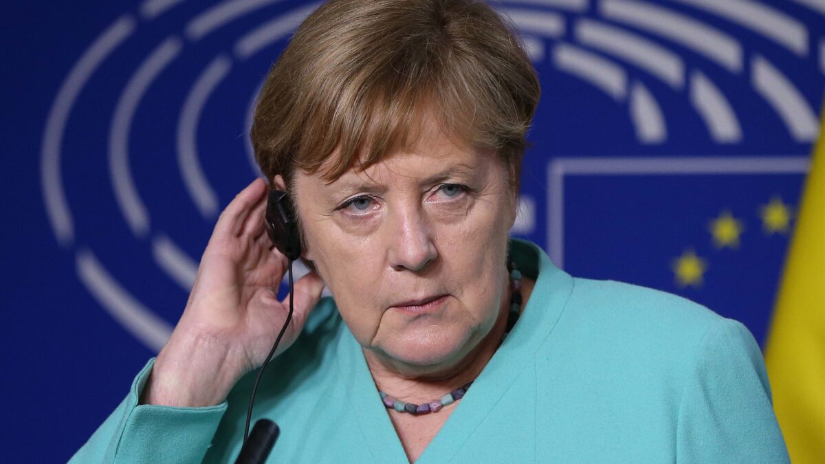 Giuseppi punta tutto sul Recovery fund ma intanto la Merkel gliel’ha già smontato
