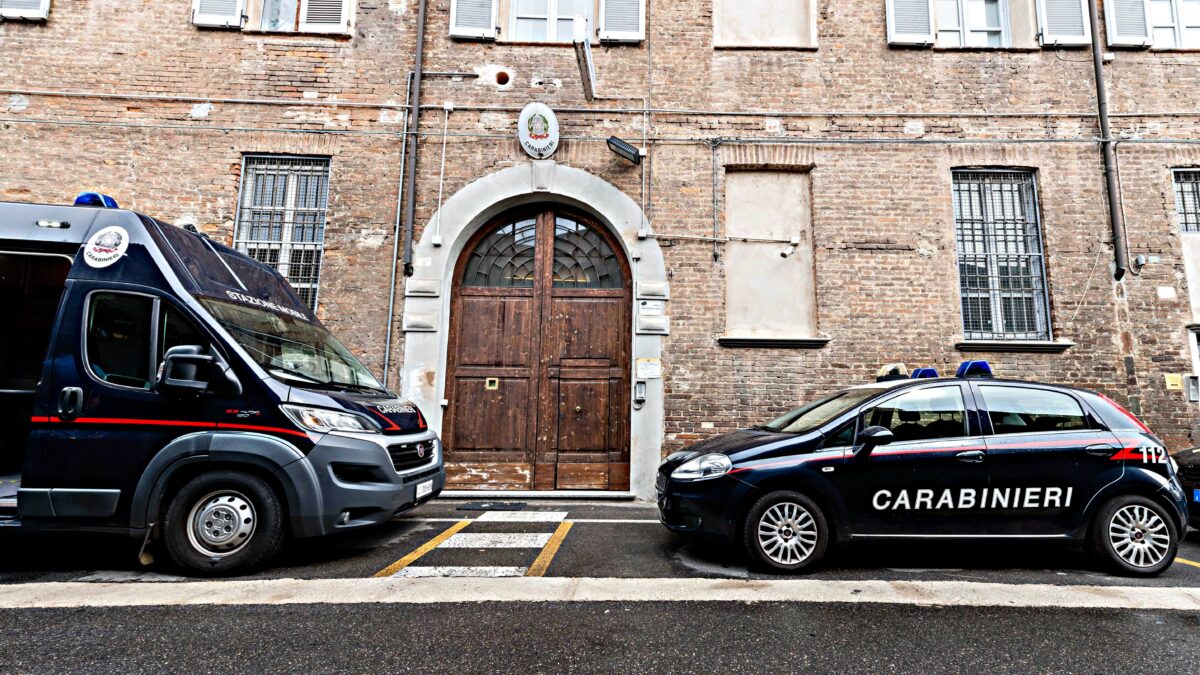 Rimosso il capo dei militari infedeli. L’ex comandante invece è al ministero