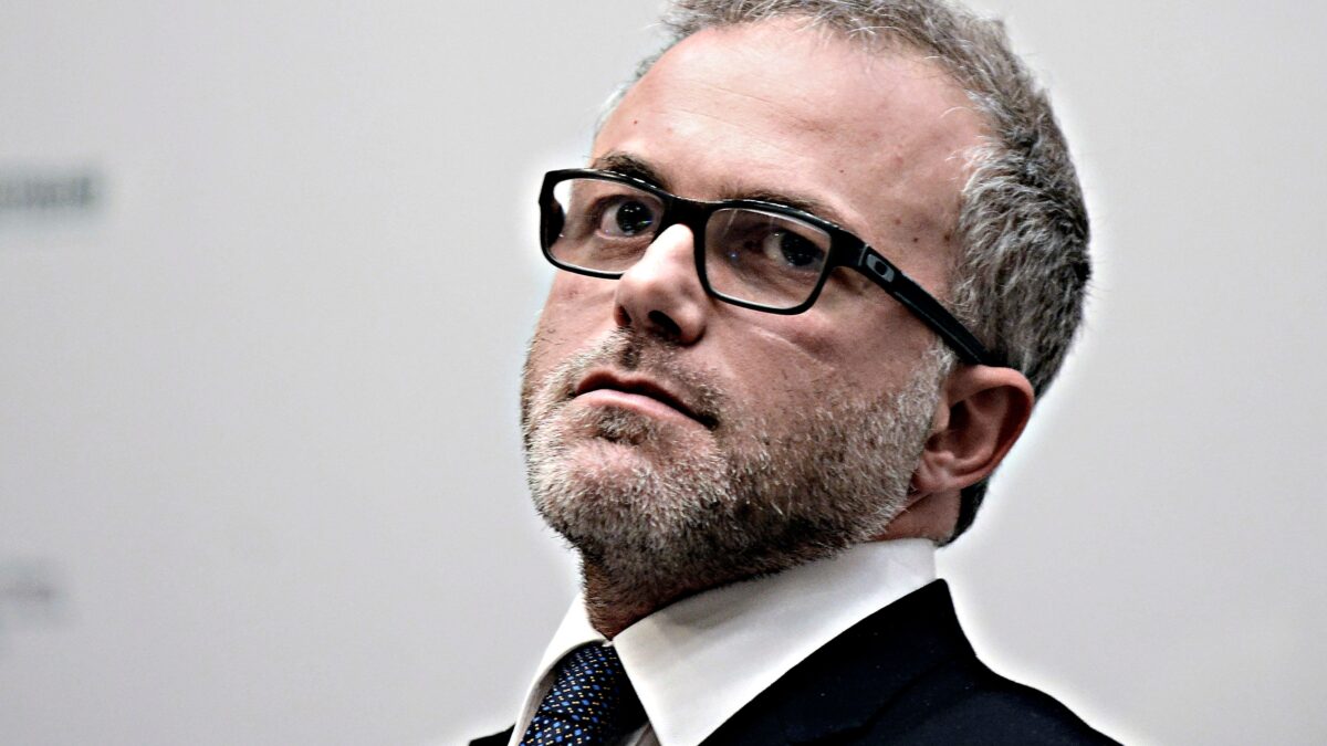 Ruffini vaneggia sulla riforma fiscale ma un’impresa su dieci è in default