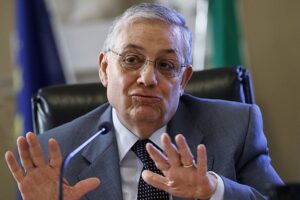 «La Verità» censurata dall’Anm. E i magistrati si lamentano in chat