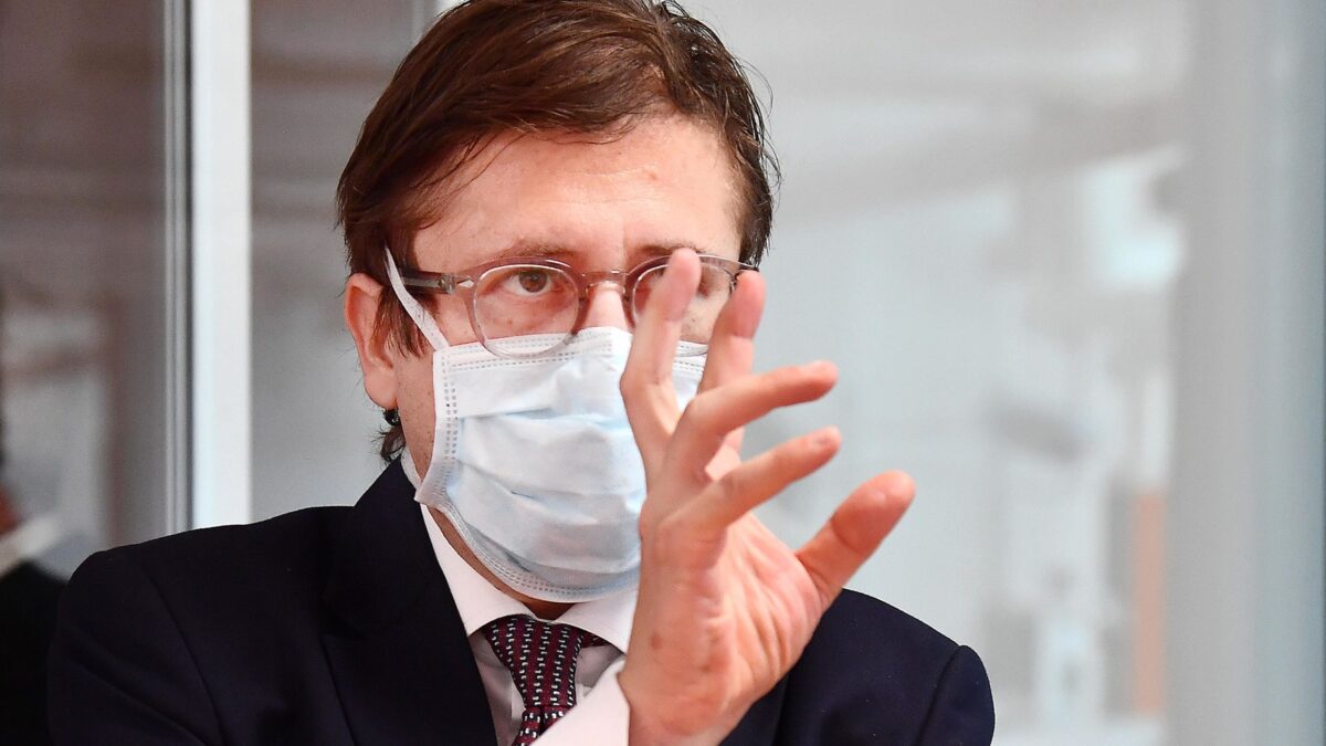 Pierpaolo Sileri: «No al Mes e al vaccino obbligatorio»