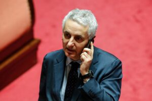 Pd e Iv non mollano il pressing sul Salvastati