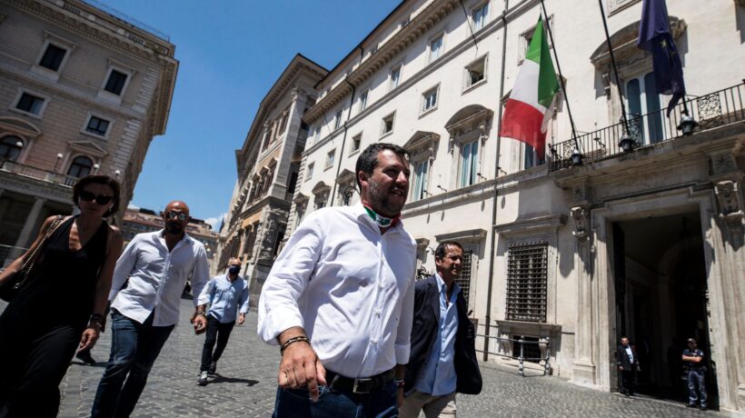 Parla Salvini: «Conte gioca contro l’italia. Pieni poteri? lo impediremo»