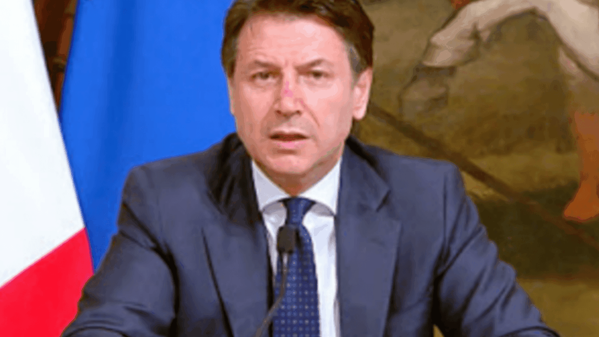 Omotransfobia: «Conte attacca i diritti delle famiglie e dei bambini col gender. Ci ricorderemo»