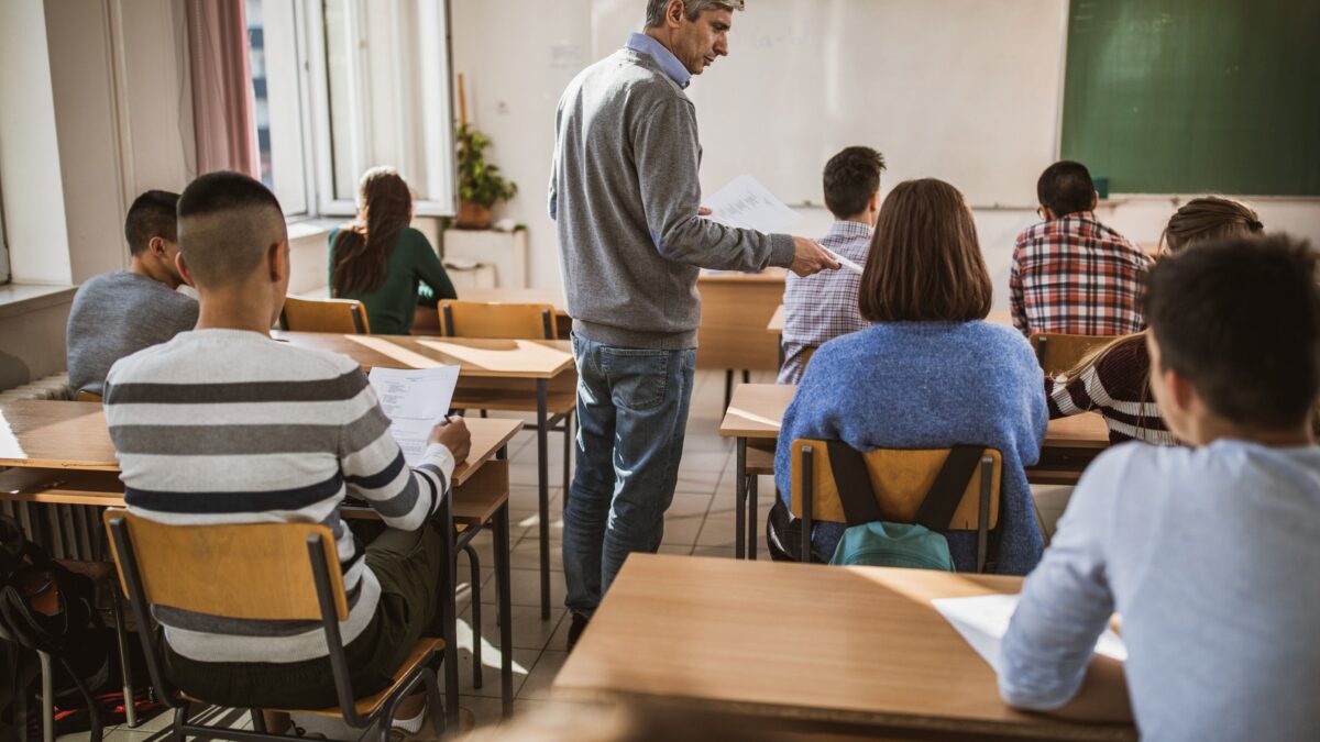 La Cgil vuole vietare di tutelare la famiglia perfino ai defunti