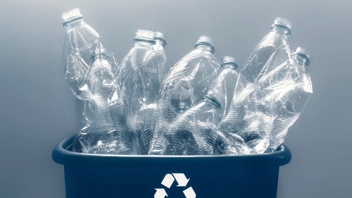 Una cosa è certa: la plastic tax dal 1° gennaio