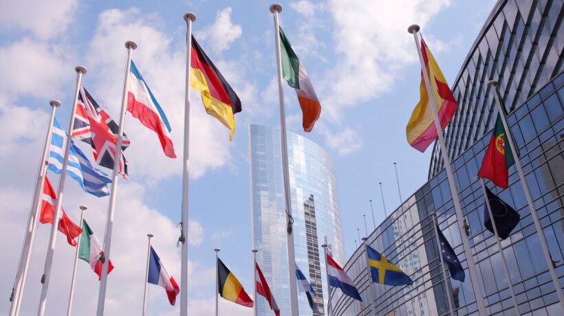 Anche lo studio degli euroentusiasti dimostra che il Recovery ci penalizza