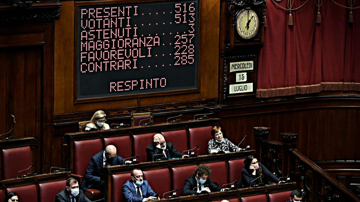 I tecnici al governo: sbagliate i conti su tasse, deficit e Cig