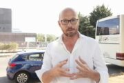 Aggressioni nelle banlieue francesi: una sfida per il governo di Jean Castex