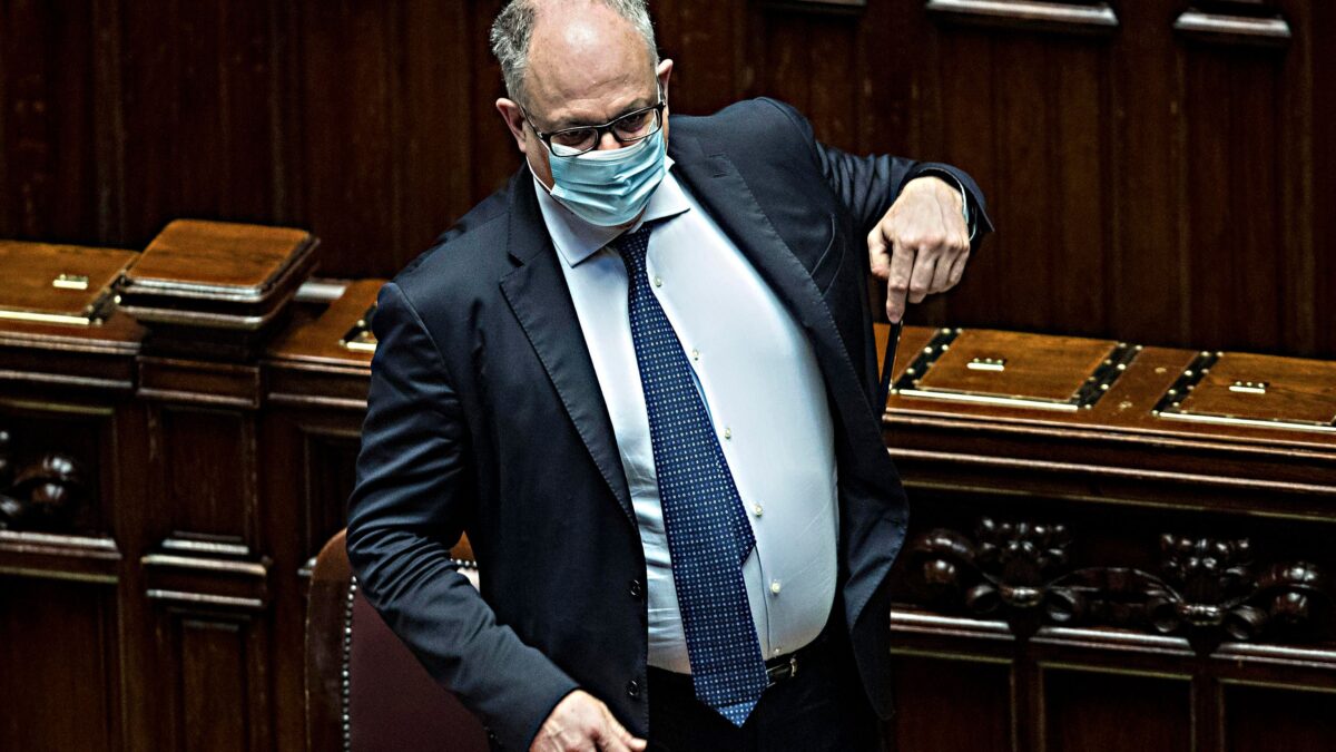 «Il Recovery fund? È come il Mes». Gualtieri apre un altro euromistero