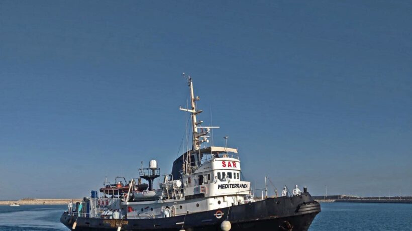 Sbarcati 183 profughi in un giorno