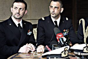 Marò, il processo si farà in Italia. L’India ottiene solo un risarcimento