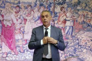 Il Csm assolse il pm corrotto caro ai Renzi. Le prove contro di lui ridotte a «equivoci»
