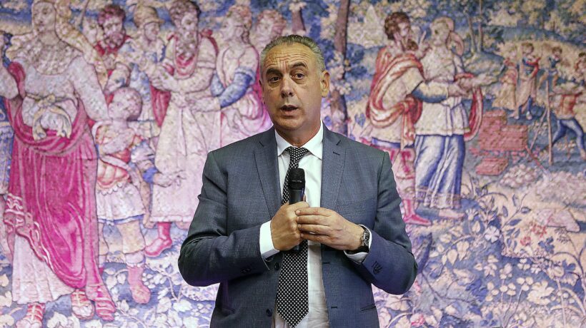 Il Csm assolse il pm corrotto caro ai Renzi. Le prove contro di lui ridotte a «equivoci»