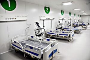 Il Pd critica l’ospedale in Fiera, ma lo copia