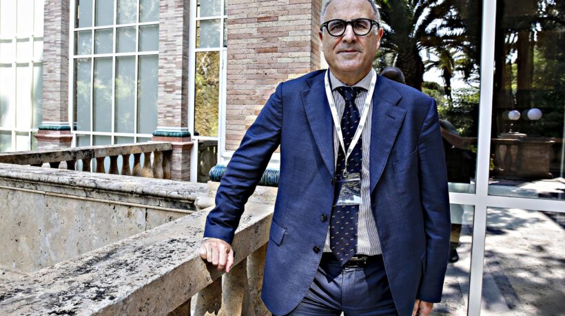Pure tre consiglieri mollano Ubi per Intesa