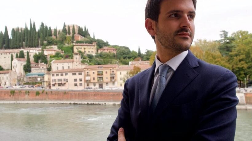 «Crolla il Pil e loro fanno marchette»