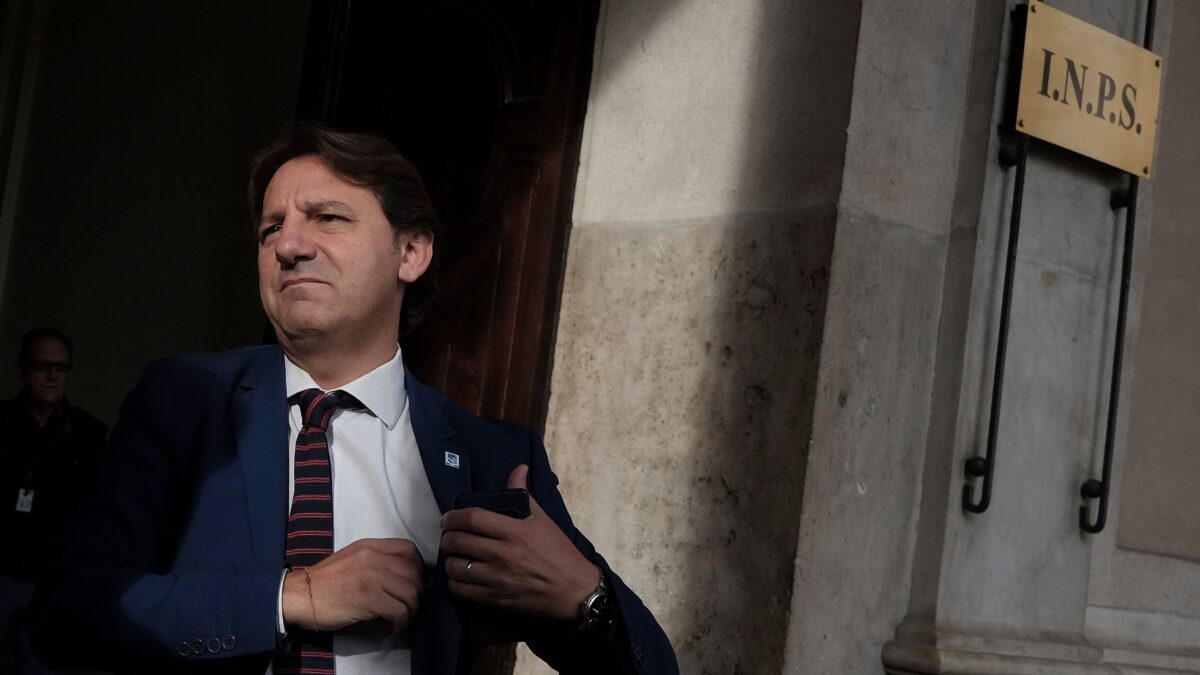 Inps, sputtanamento a orologeria