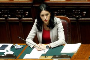 Ennesimo schiaffo ai dirigenti scolastici. Gestiranno loro gli eventuali contagi