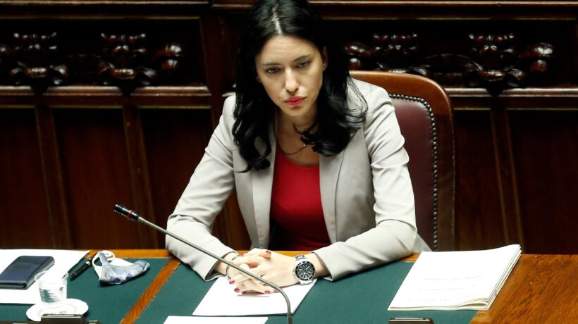 Ennesimo schiaffo ai dirigenti scolastici. Gestiranno loro gli eventuali contagi