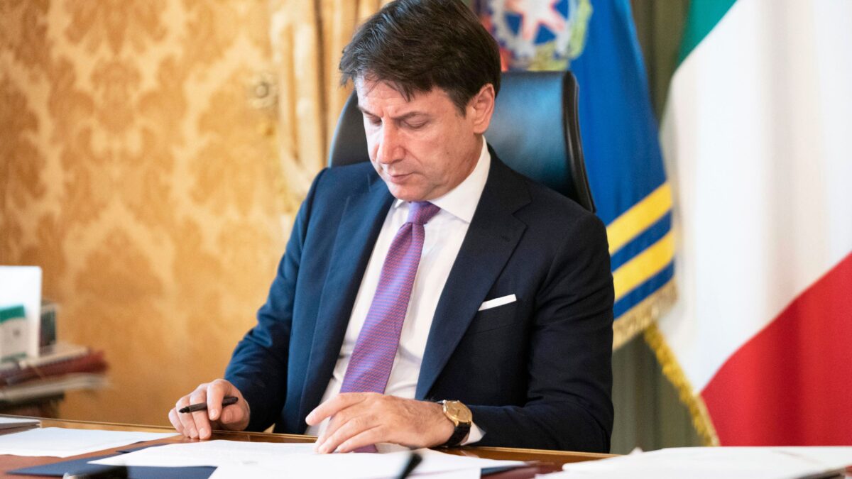Il governo dei segreti inconfessabili