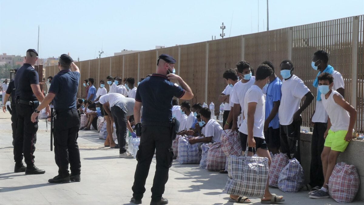 Colpa dei migranti 1 contagio su 4