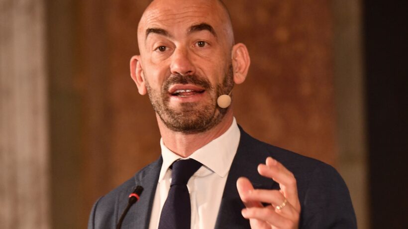 Matteo Bassetti:«Hanno creato il virus del fornaio»