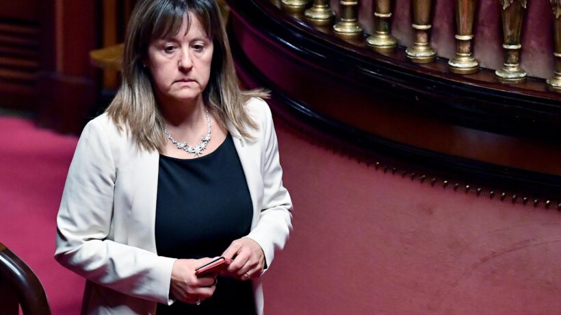 Elena Fattori: «Il M5s non c’è più: è stato cancellato dalla fame di potere»