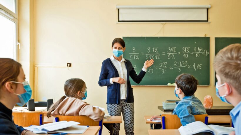 Nessun accordo per il ritorno in aula. Bimbi e prof in ostaggio del governo