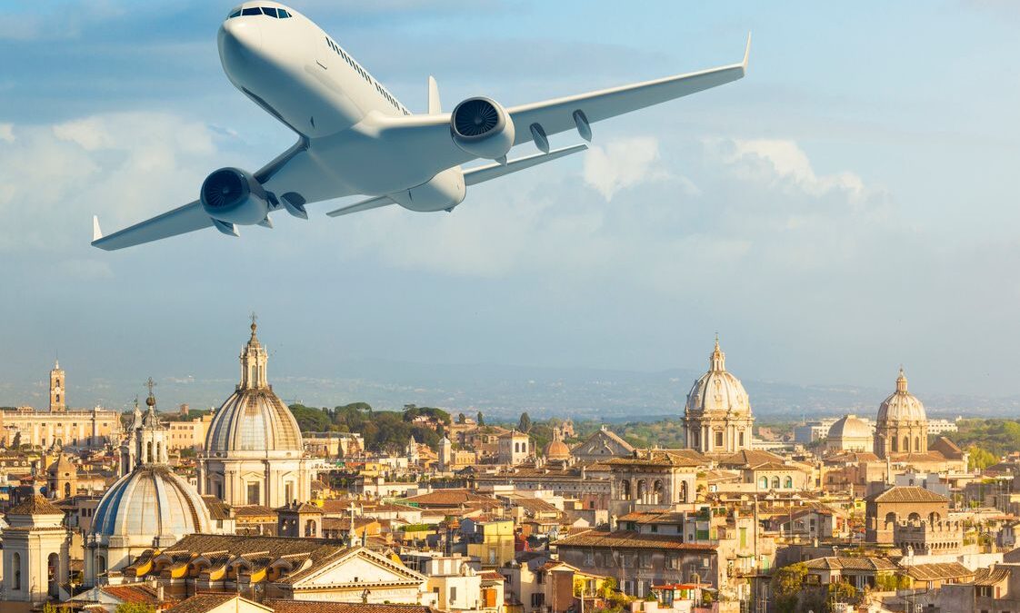 In Europa si  torna a volare grazie ai low cost