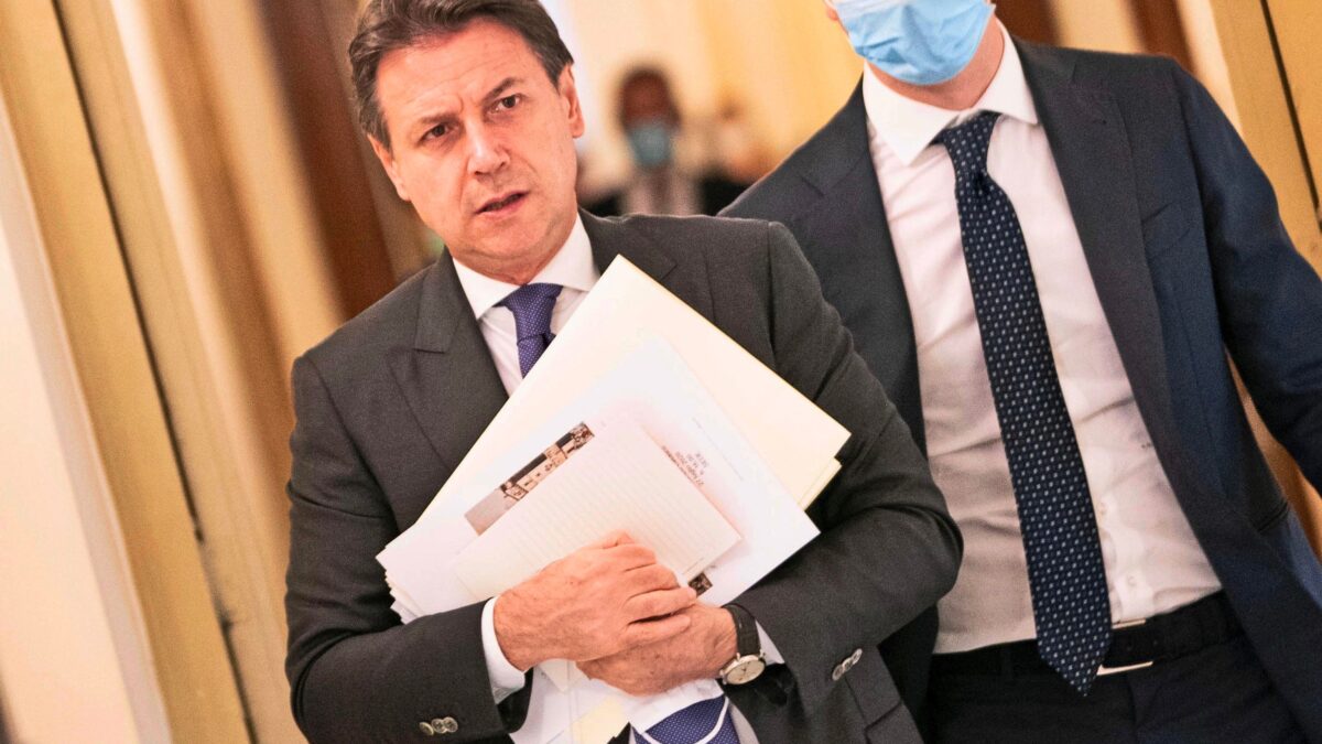 Il Pd vuole la marcia indietro sugli 007