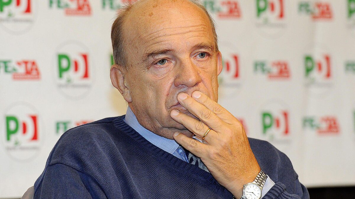 Il regimetto di sanità usa la paura e ora se la prende con i giovani