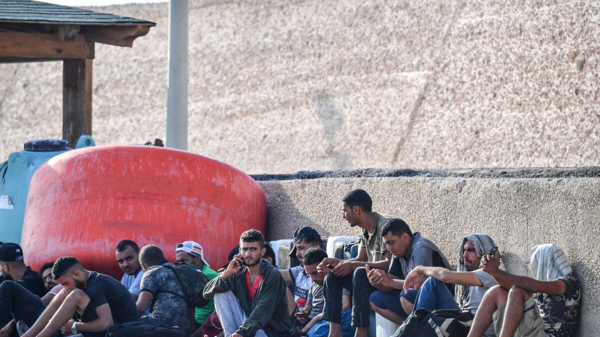 L’Italia stanzia oltre 60 milioni l’anno per pagare le spese legali ai migranti
