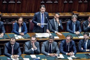 Zone rosse, indagati Conte e 6 ministri. Ma i pm: archiviateli