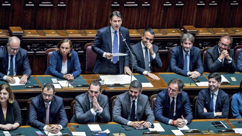 Zone rosse, indagati Conte e 6 ministri. Ma i pm: archiviateli