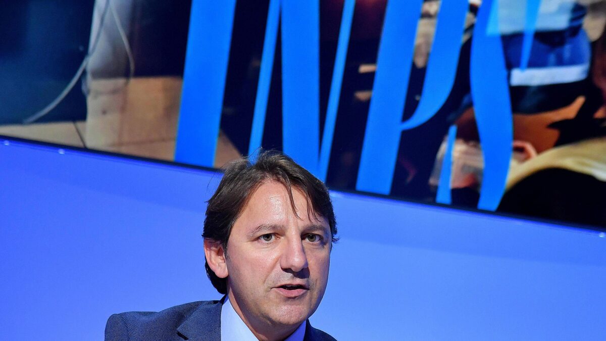Ormai lo sputtanamento è compiuto. E Tridico nasconde gli altri furbetti