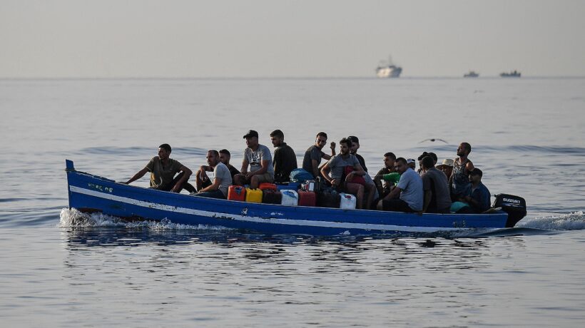 I nostri confini sono un colabrodo. E con gli immigrati arriva il virus