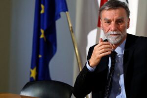 Dem e Movimento divisi su tutto litigano anche sul pm di Bibbiano