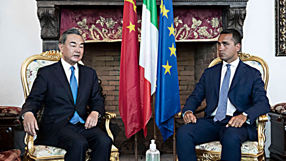 Schiaffo di Di Maio agli Stati Uniti. «Pechino è un partner ineludibile»