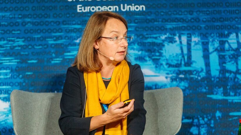 Sui piani decide l’eurocrate francese