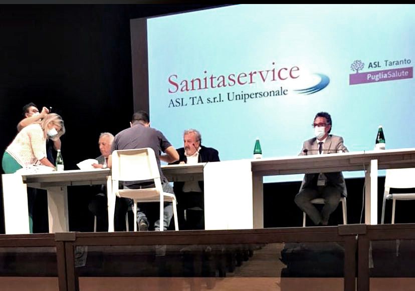 Emiliano distribuisce assunzioni elettorali