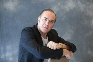 «Questi ragazzi ubriachi di libertà sono orfani di dovere e disciplina»
