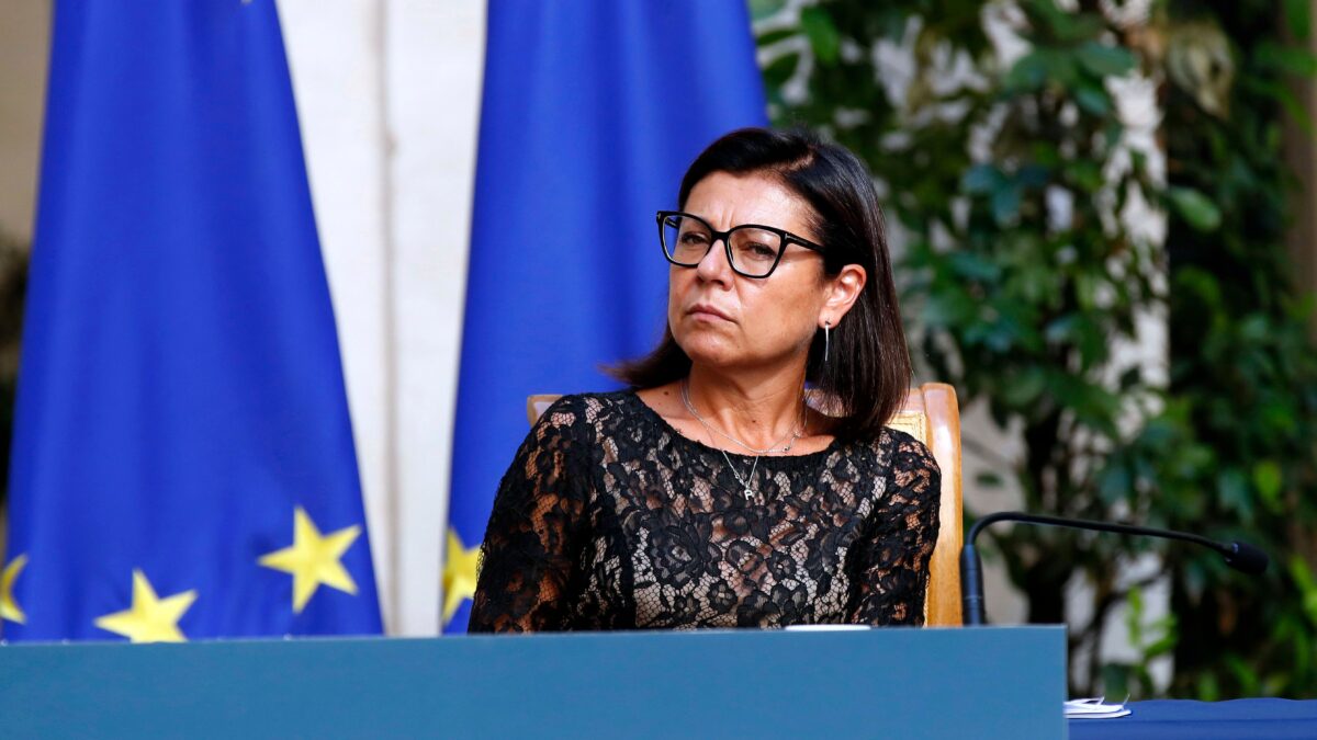 La De Micheli fa flop nelle Marche: promette soldi e raccoglie fischi