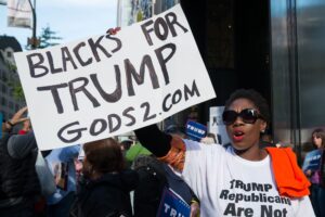 Sarà il moltiplicato consenso dei neri a riconsegnare a Trump la Casa Bianca