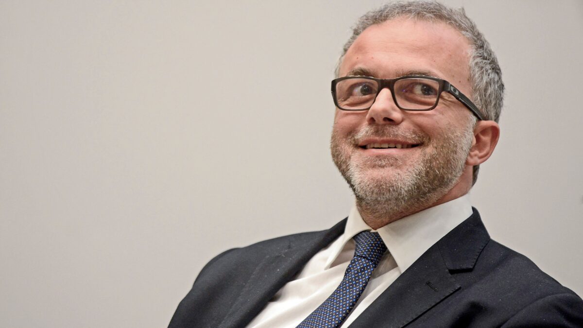 I processi al fisco slittano ancora. Le tasse, invece, restano puntuali